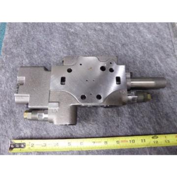 New Rexroth Sectional Valve P/N 6Y13G4, 048121C