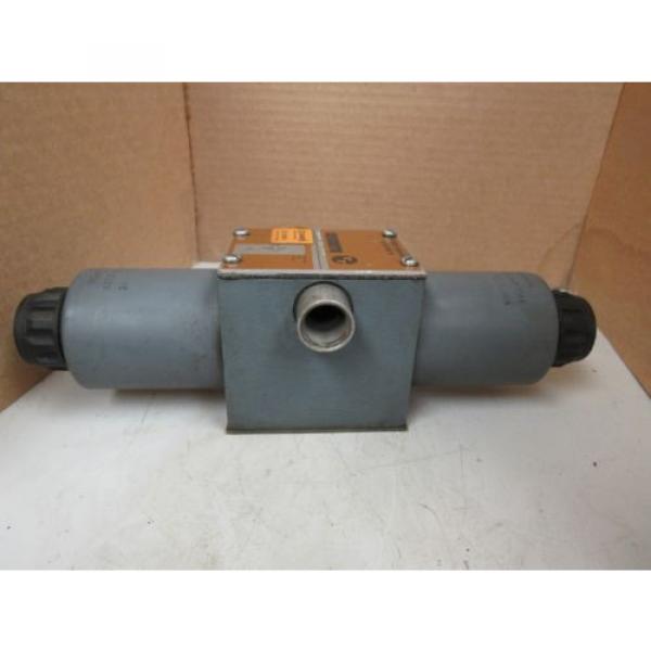 REXROTH HYDRAULIC VALVE 4WE10J32/CG24N9AV 4WE10J32CG24N9AV GZ63-0-A 241 24V DC #5 image