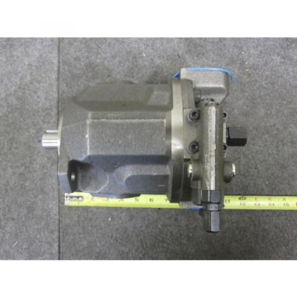 NEW REXROTH FLUIDYNE PISTON PUMP # A10VS045DRG31LPSC62N00 #1 image