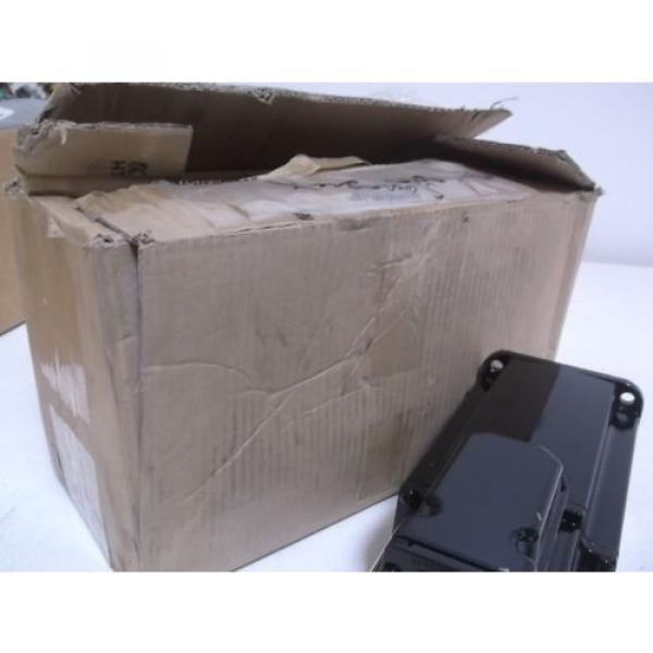 REXROTH MKD071B-061-KG1-KN SERVO MOTOR *NEW IN BOX* #1 image