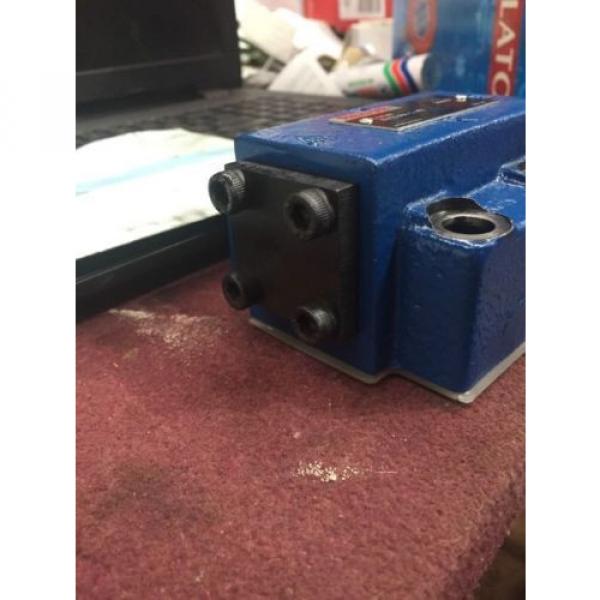 Rexroth C11147 SV10 PA 1-43 Hydraulic directional Pilot valve Hagglunds #IFB #4 image