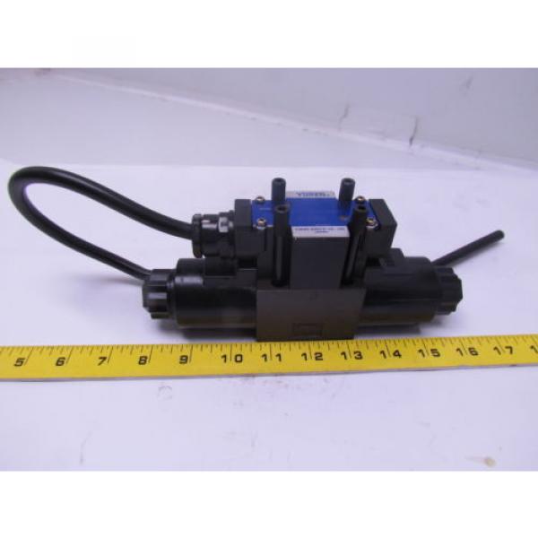 Yuken DSG-01-3C2-D24-60 Hydraulic directional solenoid valve double acting #3 image