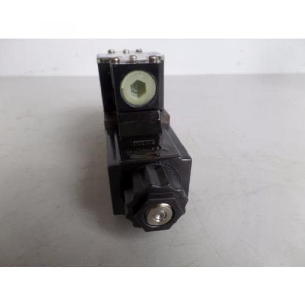 FEMCO DURGA 25-E YUKEN DIRECTIONAL VALVE DSG-01-2D2-A110-50 DSG012D2A11050 John #3 image