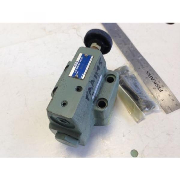 NEW YUKEN RBG-03-10 HYDRAULIC BALANCING VALVE 9204  FK #3 image