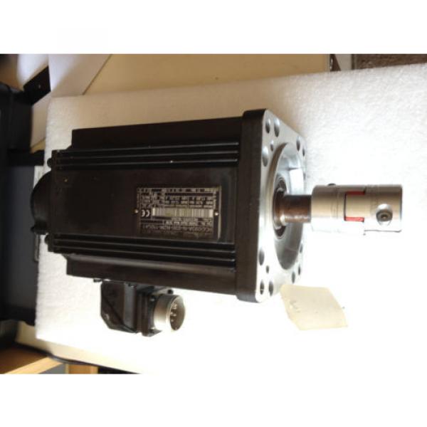 Rexroth MDD093A-N-030-N2M-110GA1  Servo Motor #1 image