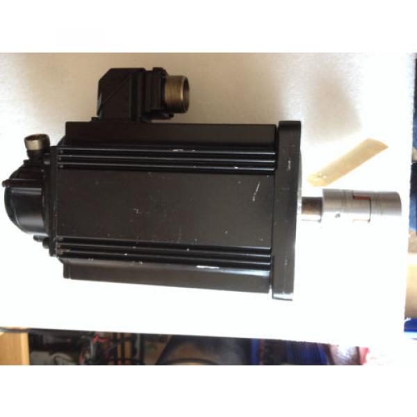 Rexroth MDD093A-N-030-N2M-110GA1  Servo Motor #4 image