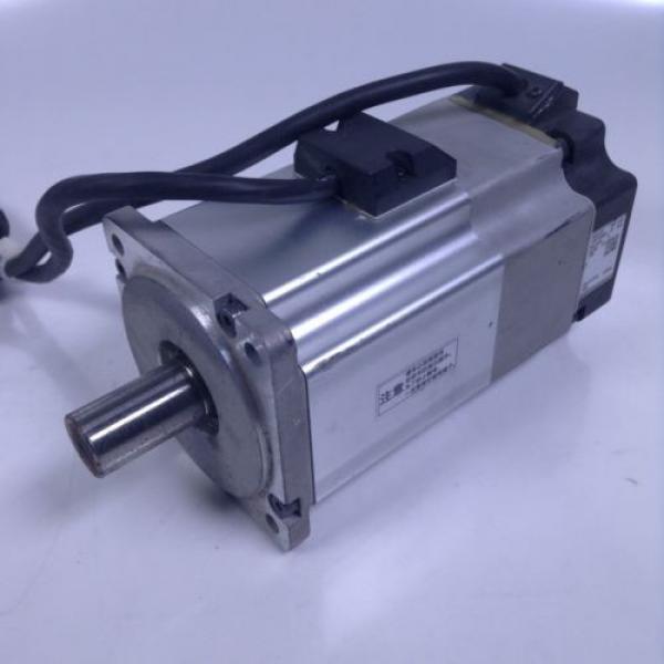 Rexroth MSM041B-0300-NN-M0-CH1 Servo Motor R911325144 MSM041 UMP #1 image