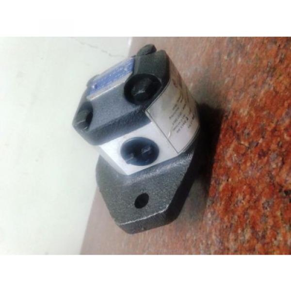 YUKEN Hydraulics Gear Pump PGO-530-S-1-P-B-R #1 image