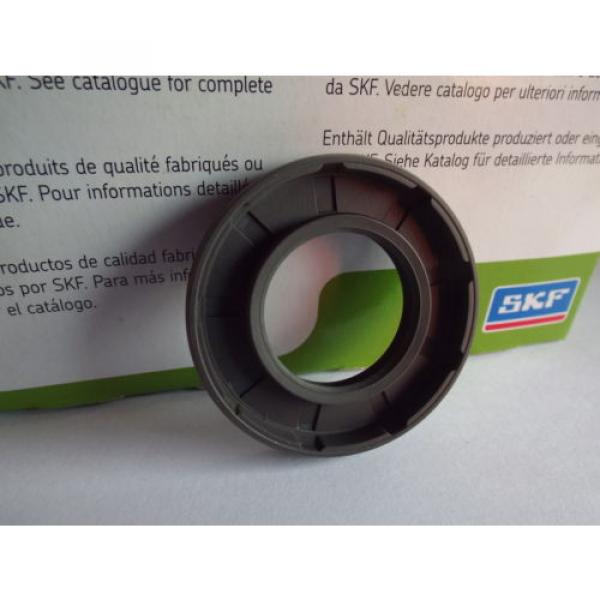 Oil Seal SKF 20x32x7mm Double Lip R23/TC #3 image