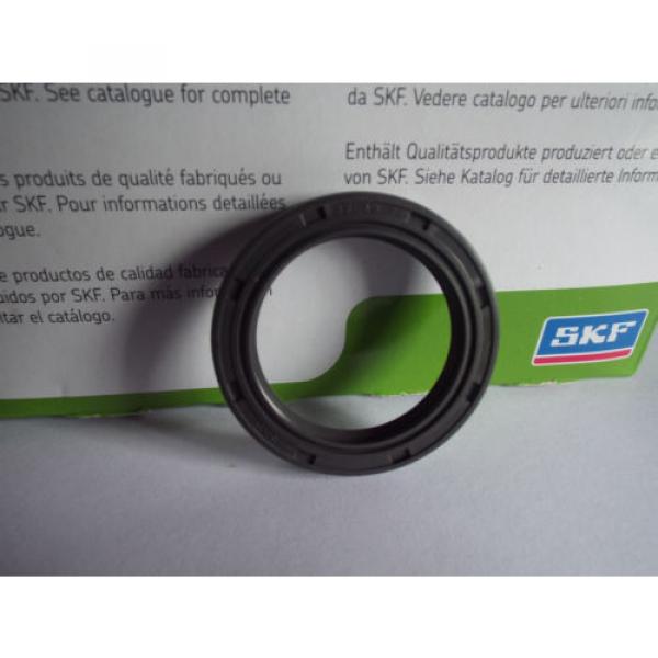 Oil Seal SKF 32x43x7mm Double Lip R23/TC #1 image