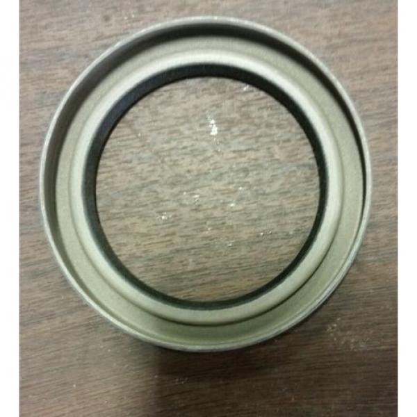 SKF CR 22870  Oil Seal New Grease Seal #2 image