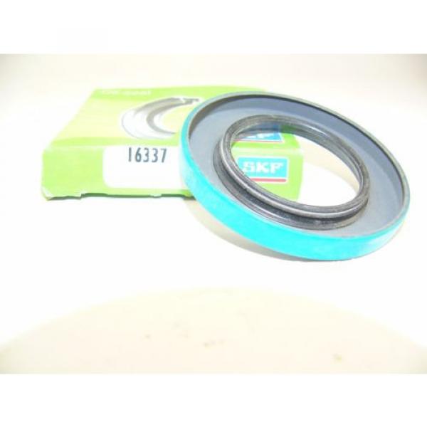 SKF OIL SEAL 16337 NEW IN BOX!!! (F155) #2 image