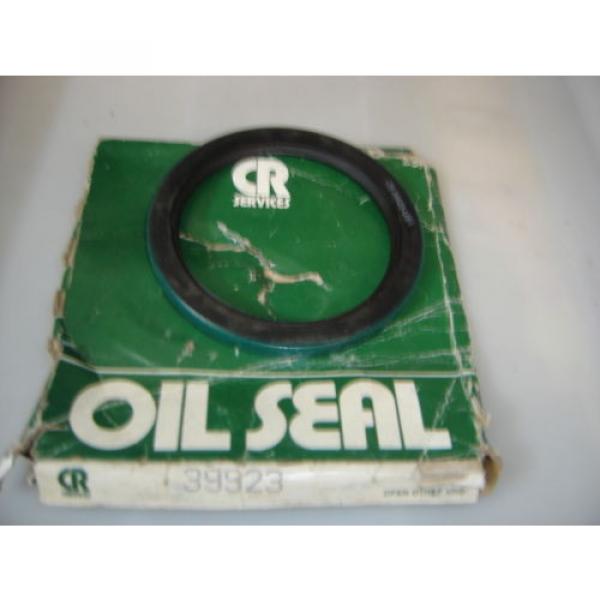 SKF 39932 OIL SEAL 5 IN OD / 4 IN  ID / 3/8 IN TICK NNB #2 image