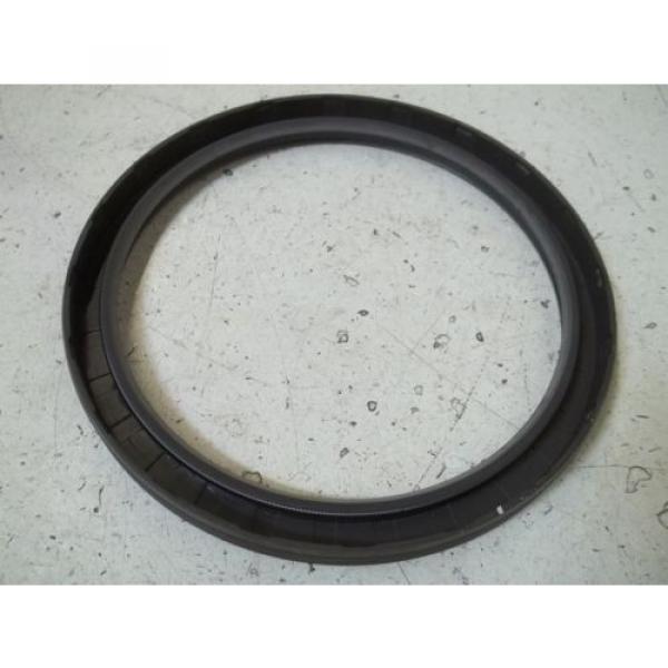 SKF 562732 OIL SEAL *NEW IN BOX* #3 image