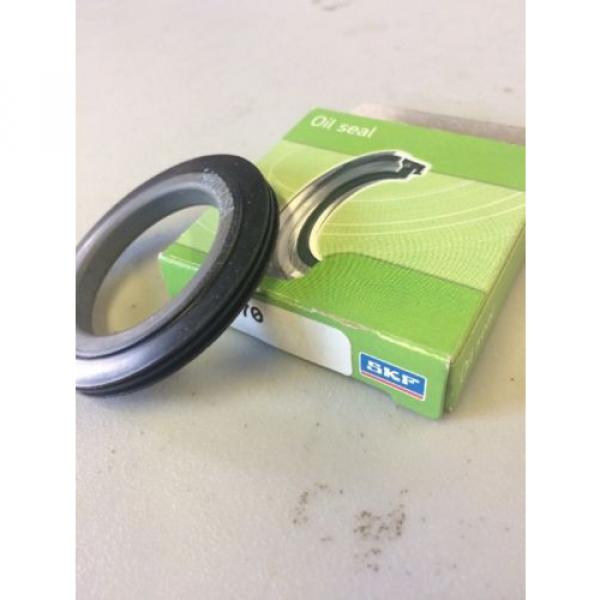 SKF 14970 Nitrile Oil Seal, 1.5&#034; x 2.286&#034; x .27&#034;, NEW FREE SHIPPING $14E$ #5 image