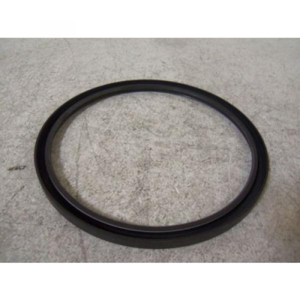 SKF 563073 OIL SEAL CR 240X270X15 *NEW IN BOX* #3 image